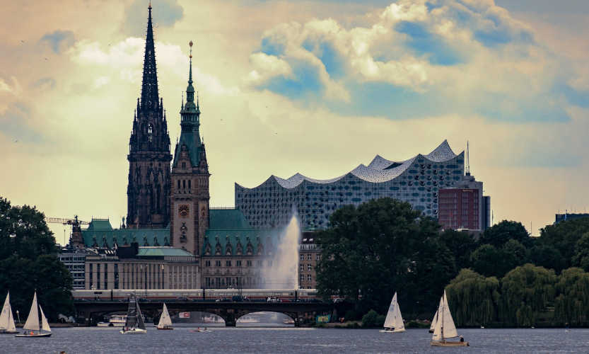 free walking tour hamburg